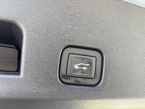 New 2026 GMC Acadia AT4 w/ Super Cruise Package AWD/4WD image 45