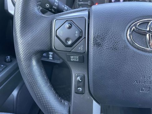 Used 2023 Toyota Tacoma TRD Sport image 32