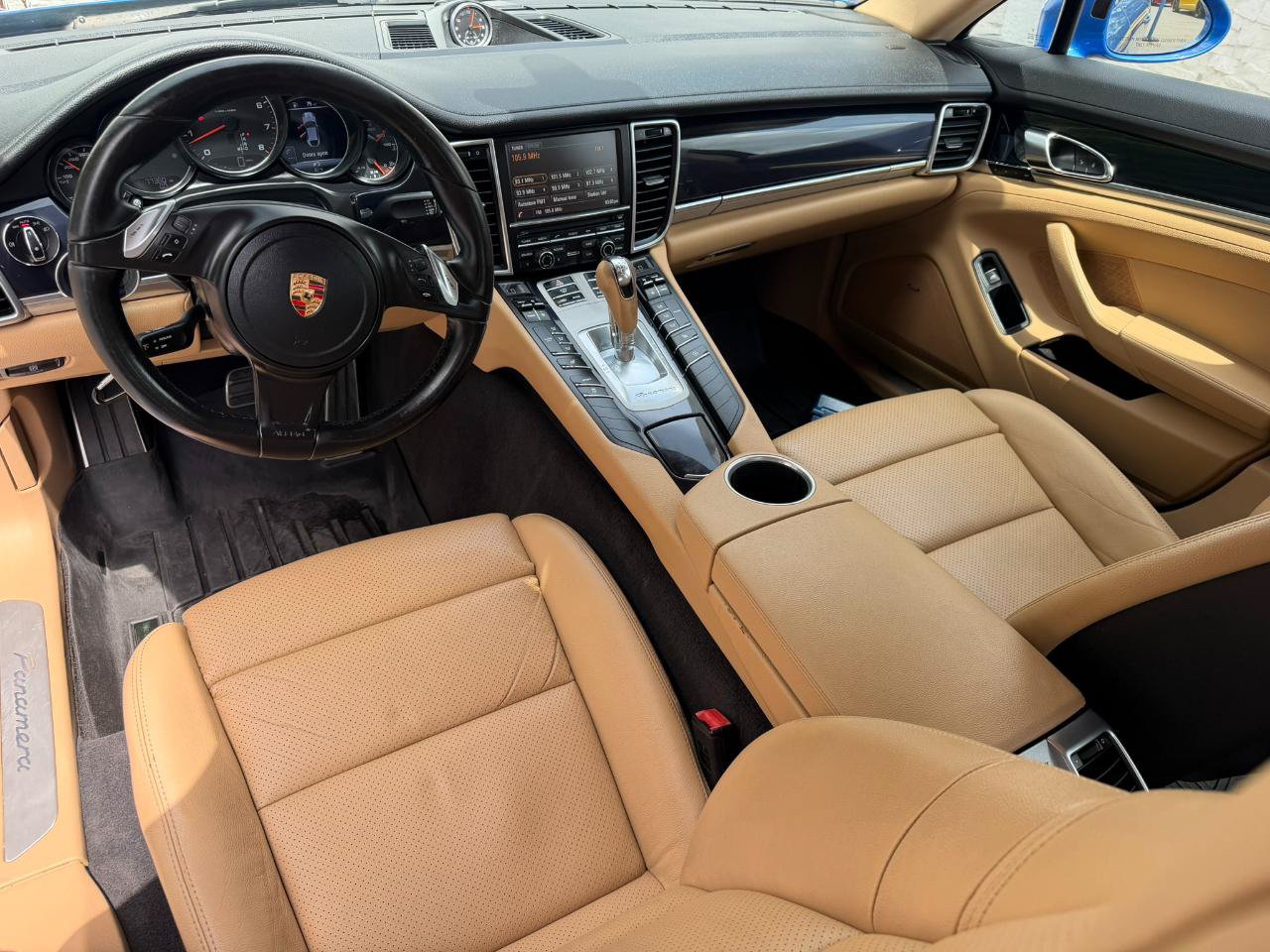 Used 2015 Porsche Panamera 4 AWD/4WD image 26