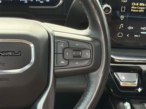 Used 2024 GMC Sierra 2500 Denali Ultimate image 10