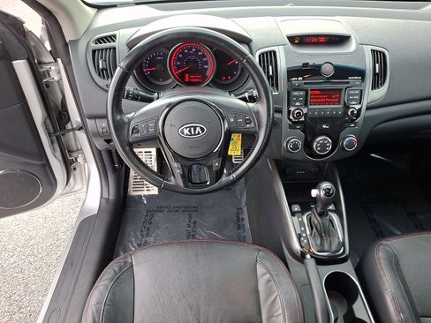 Used 2013 Kia Forte Koup SX w/ Leather Pkg image 11