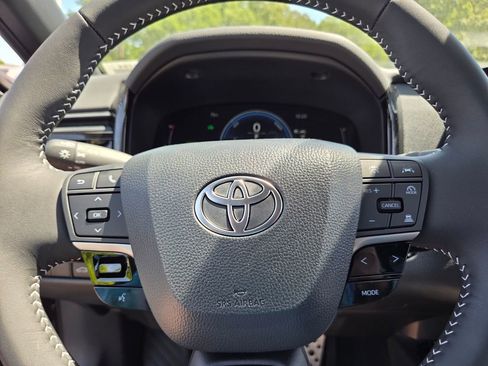 New 2026 Toyota Camry SE FWD image 21