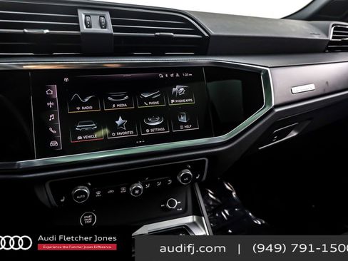 Used 2025 Audi Q3 2.0T Premium Plus w/ Premium Plus Package image 21