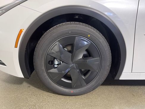 New 2026 Toyota Prius Plug-In Hybrid image 11