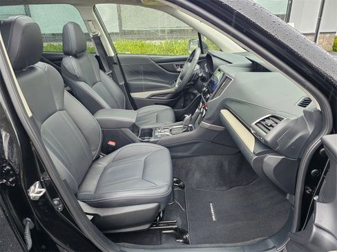 Used 2022 Subaru Forester Limited w/ Popular Package #3 image 11