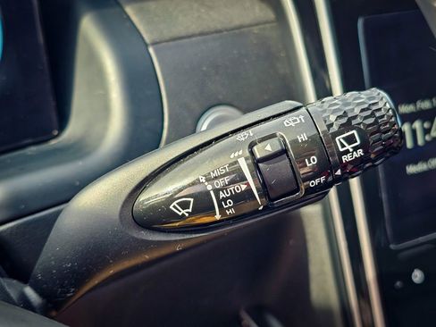 Used 2024 Hyundai Tucson Limited image 19