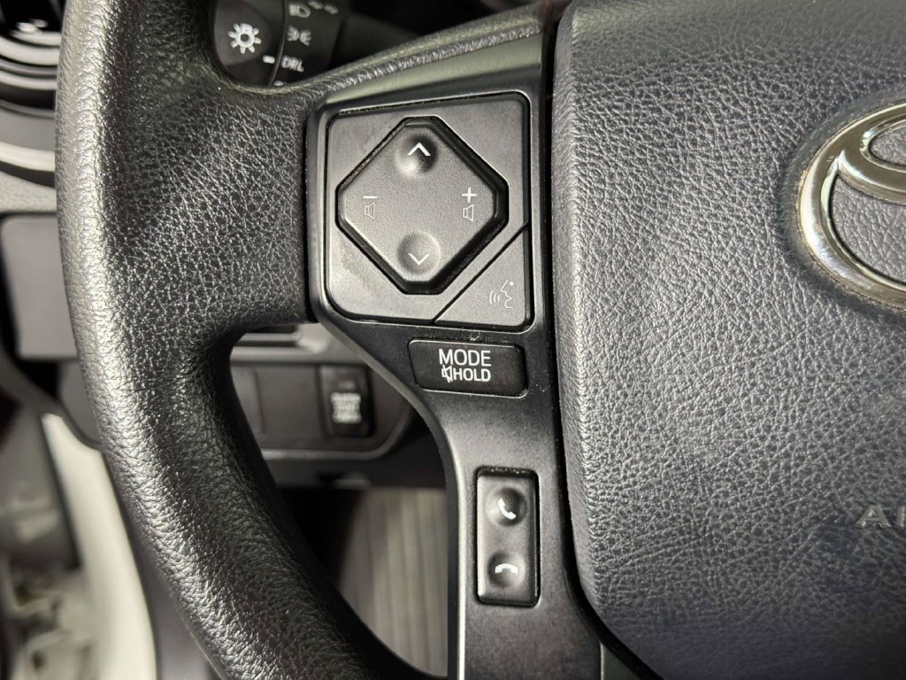 Used 2017 Toyota Tacoma SR w/ SR Convenience Package AWD/4WD image 21