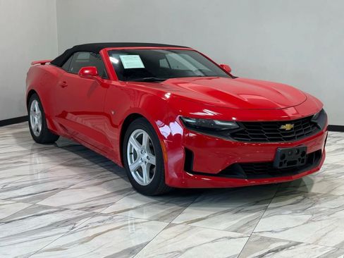 Used 2020 Chevrolet Camaro LT image 4
