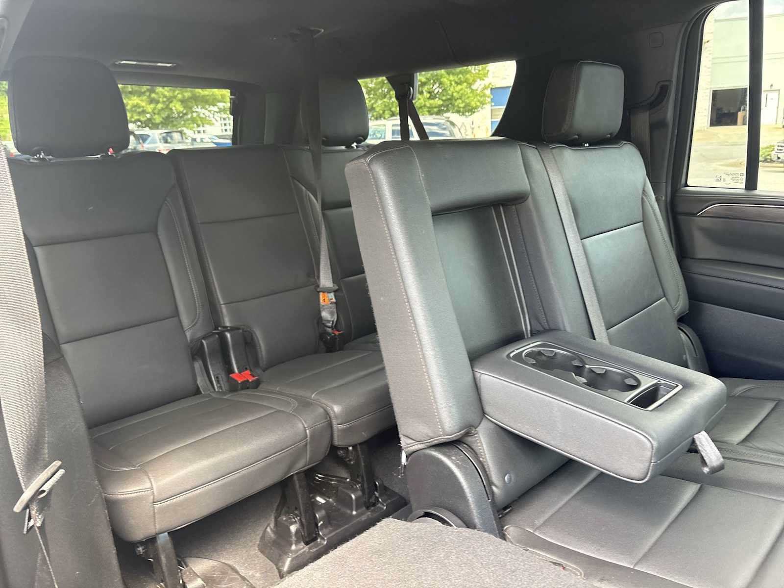 Used 2024 Chevrolet Suburban Z71 AWD/4WD image 26