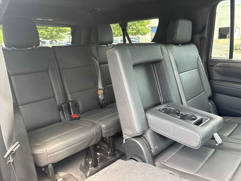 Used 2024 Chevrolet Suburban Z71 AWD/4WD image 26