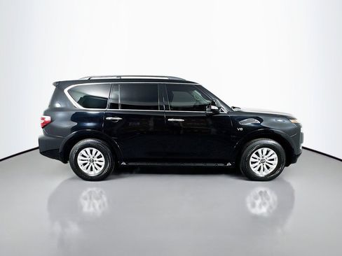Used 2021 Nissan Armada SV image 6