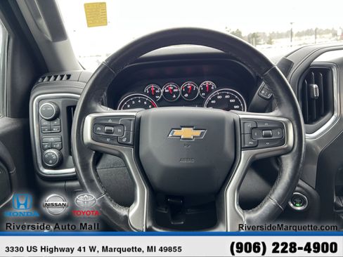 Used 2021 Chevrolet Silverado 1500 LT image 21