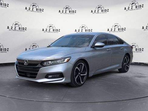 Used 2019 Honda Accord Sport image 3