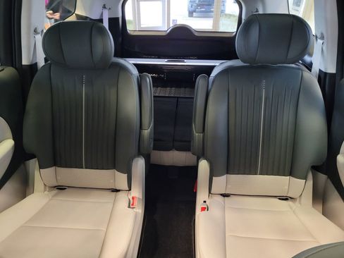 New 2026 Hyundai Ioniq 9 Calligraphy image 7