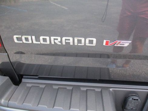 Used 2017 Chevrolet Colorado LT w/ LT Convenience Package RWD image 35