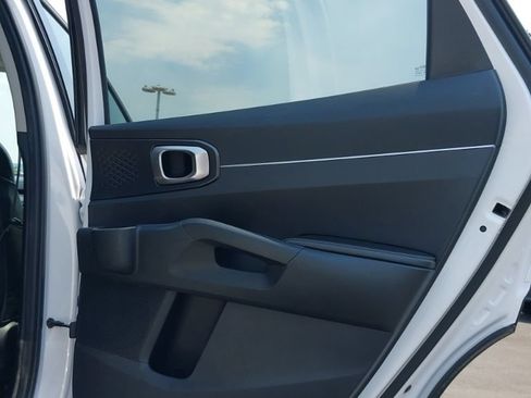 Used 2021 Kia Sorento S w/ Panoramic Sunroof Package AWD/4WD image 10