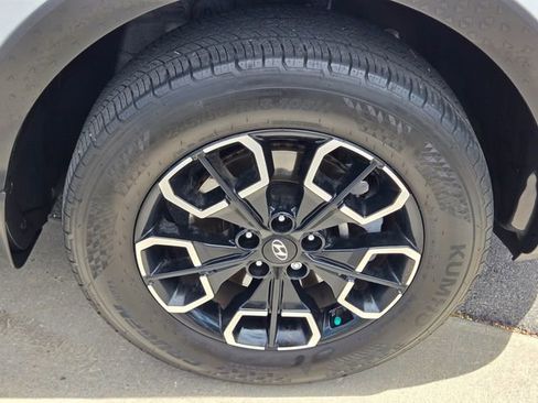 Used 2024 Hyundai Santa Cruz SEL FWD image 9