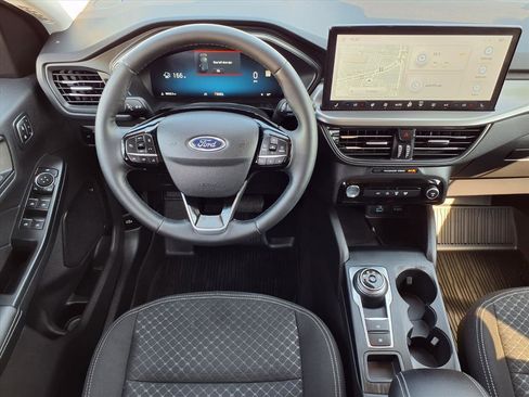 Certified 2023 Ford Escape Active w/ Tech Pack #2 image 6