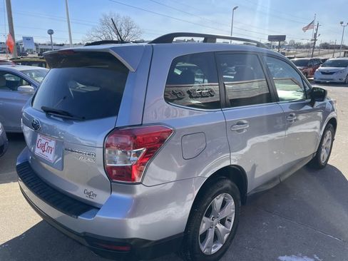 Used 2015 Subaru Forester 2.5i Limited AWD/4WD image 5