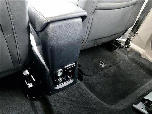 Used 2023 Ford Transit Connect XLT FWD image 22