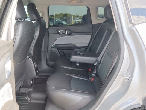 Used 2022 Jeep Compass Latitude image 26