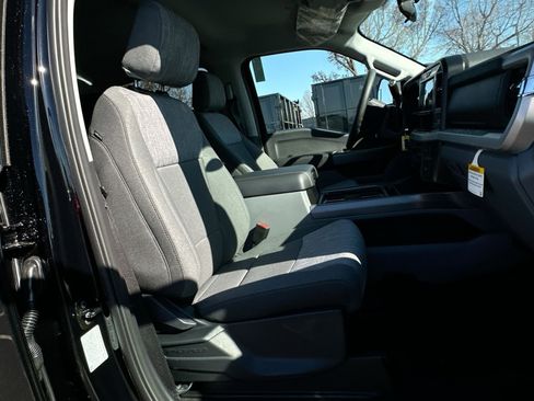 New 2026 Ford F450 XLT w/ 360-Degree Camera Package image 36