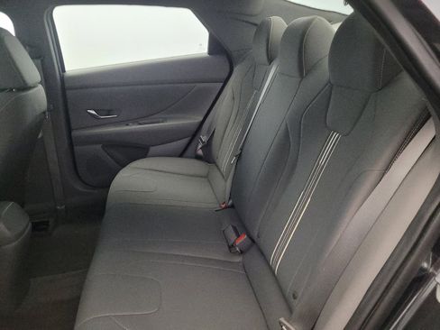 Used 2022 Hyundai Elantra SEL w/ Cargo Package FWD image 18