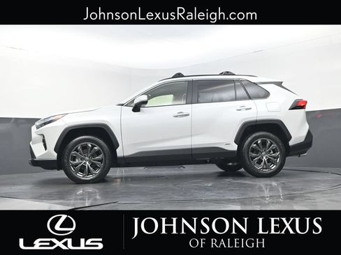 Used 2025 Toyota RAV4 Limited w/ Advanced Technology Package AWD/4WD image 21