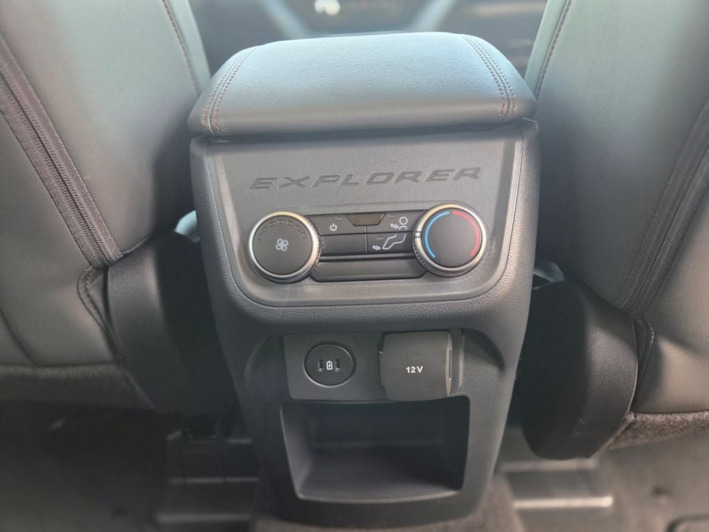 New 2026 Ford Explorer Active w/ Active Comfort Package RWD image 12