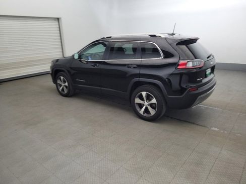 Used 2021 Jeep Cherokee Limited image 3