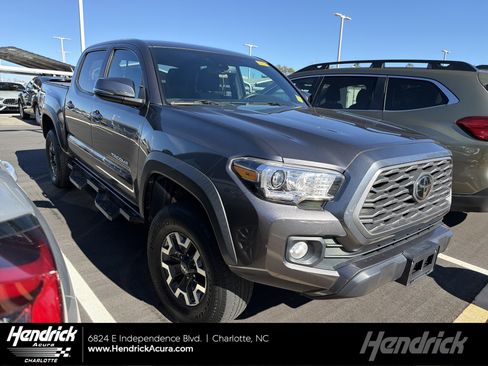 Used 2021 Toyota Tacoma TRD Off-Road image 1