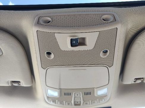Used 2018 Ford F150 Lariat w/ Equipment Group 502A Luxury AWD/4WD image 28