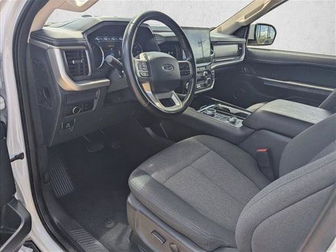 Used 2024 Ford Expedition Max XLT AWD/4WD image 10