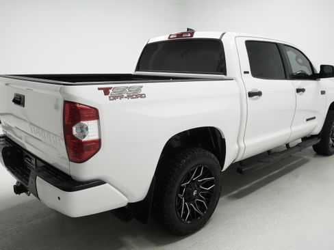 Used 2021 Toyota Tundra SR5 RWD image 4