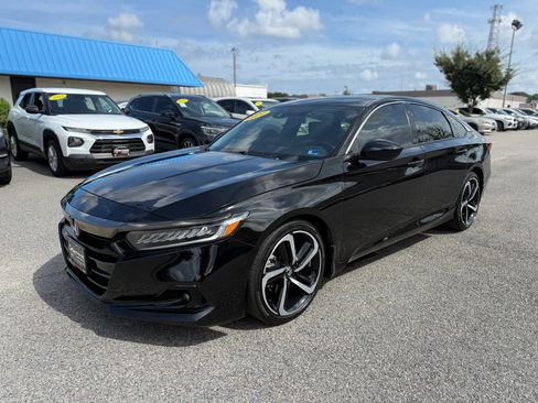 Used 2021 Honda Accord Sport image 4