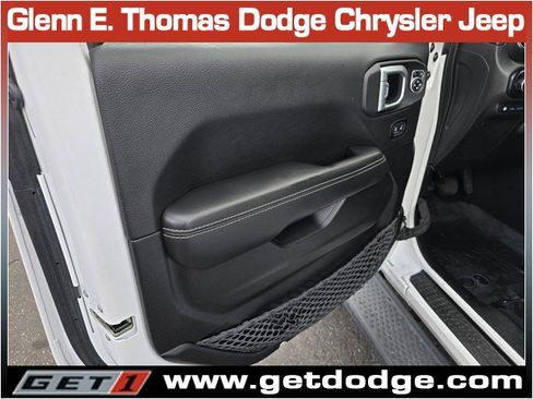 Used 2023 Jeep Wrangler Sahara w/ Safety Group image 22