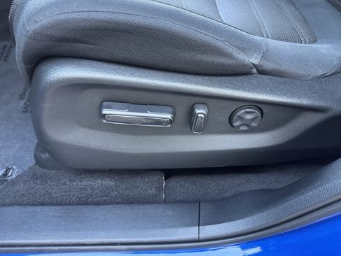 Used 2021 Honda CR-V EX image 6