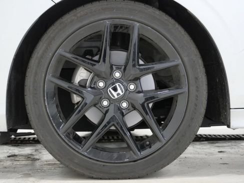 Used 2025 Honda Civic Sport image 9