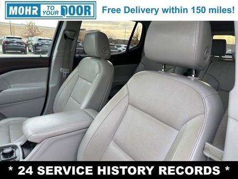 Used 2020 GMC Acadia SLT w/ Driver Alert Package II image 9