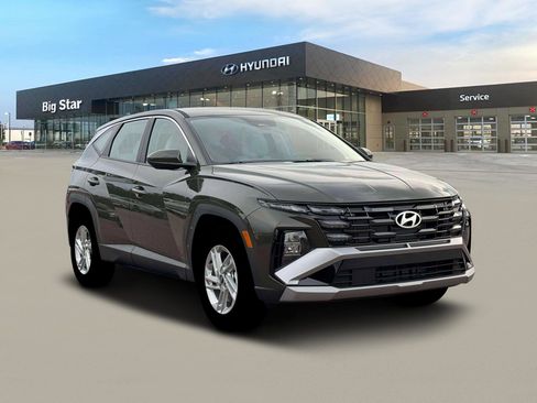 New 2026 Hyundai Tucson SE image 11