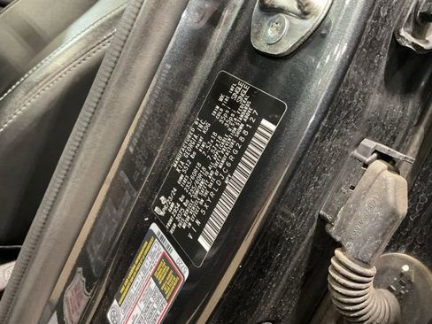 Used 2024 Kia Sorento S image 20