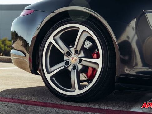 Used 2014 Porsche 911 Carrera 4S AWD/4WD image 33
