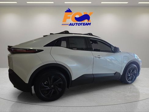 New 2026 Toyota C-HR AWD/4WD image 5