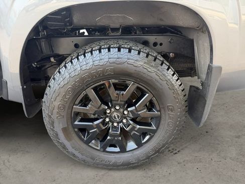 Certified 2026 Nissan Frontier SV w/ All-Weather Content Package AWD/4WD image 8