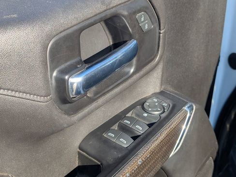 Used 2022 Chevrolet Silverado 2500 LT w/ Convenience Package AWD/4WD image 18