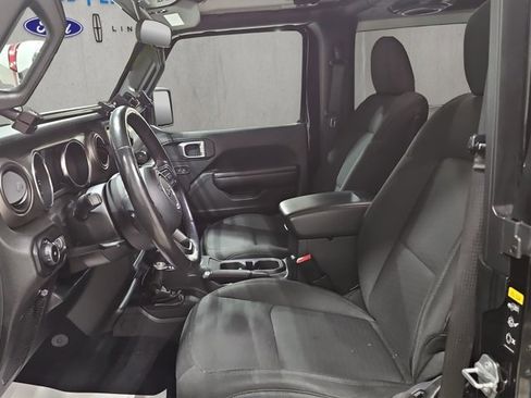 Used 2020 Jeep Wrangler Sport image 10