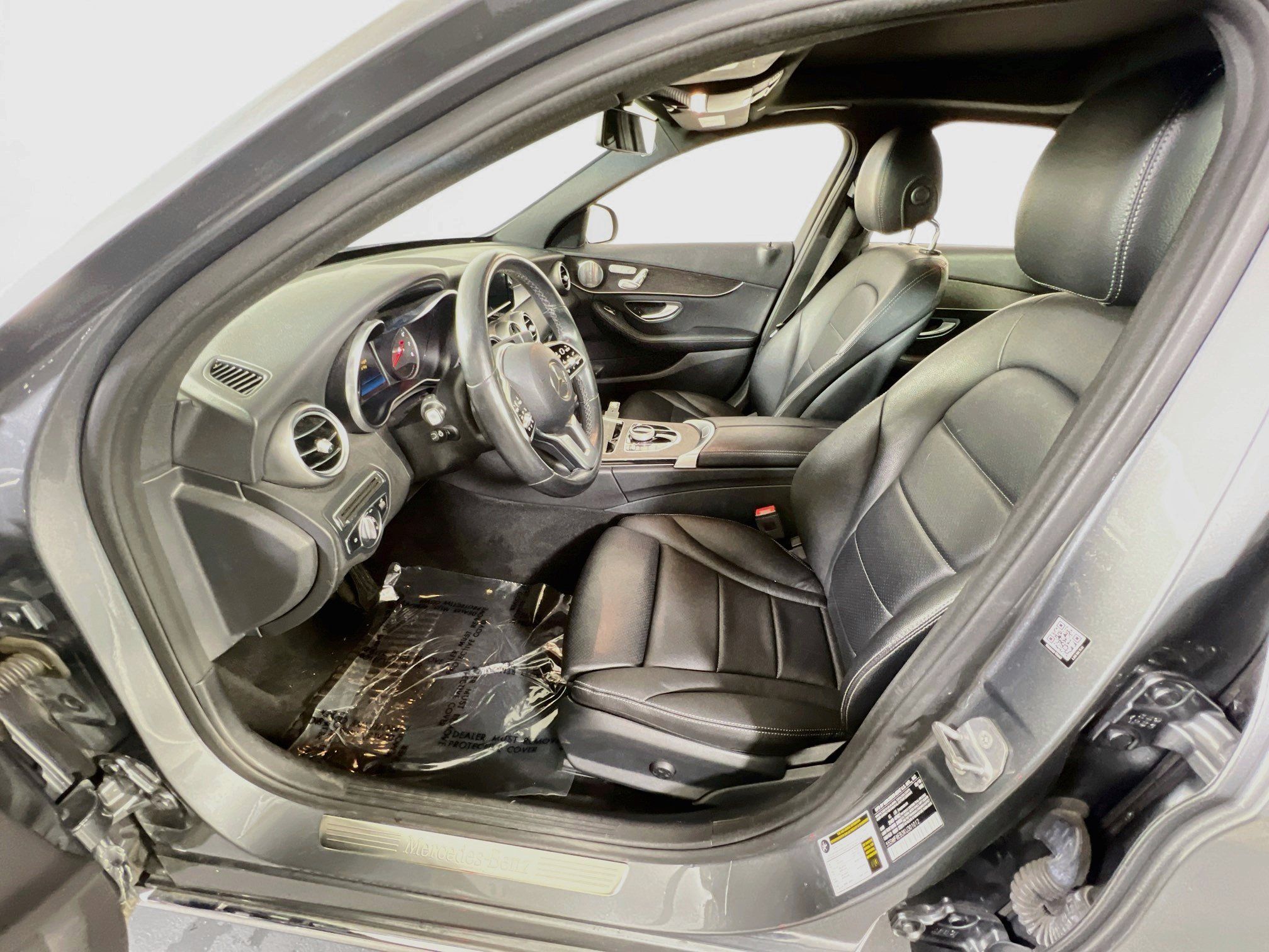 Used 2019 Mercedes-Benz C 300 4MATIC Sedan image 20