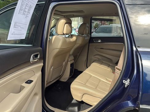 Used 2014 Jeep Grand Cherokee Limited AWD/4WD image 27
