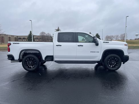 Used 2026 Chevrolet Silverado 2500 LT w/ Trail Boss Package image 6