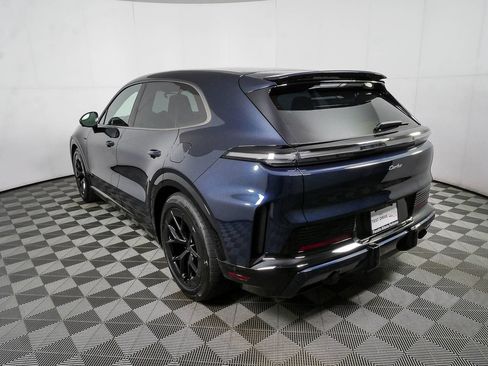 New 2026 Porsche Cayenne Turbo AWD/4WD image 3